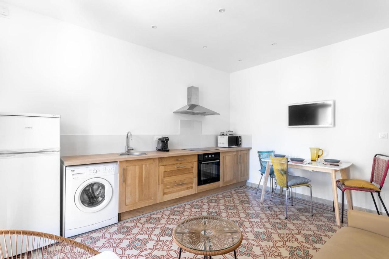 Luxurious 1 Bedroom, Ac, Terrace, Close Beaches - Dodo Et Tartine Carqueiranne Kültér fotó