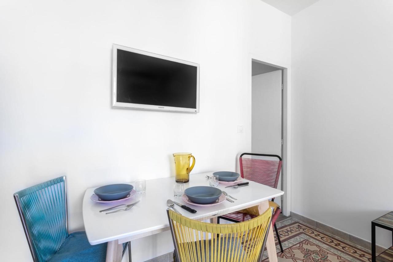 Luxurious 1 Bedroom, Ac, Terrace, Close Beaches - Dodo Et Tartine Carqueiranne Kültér fotó