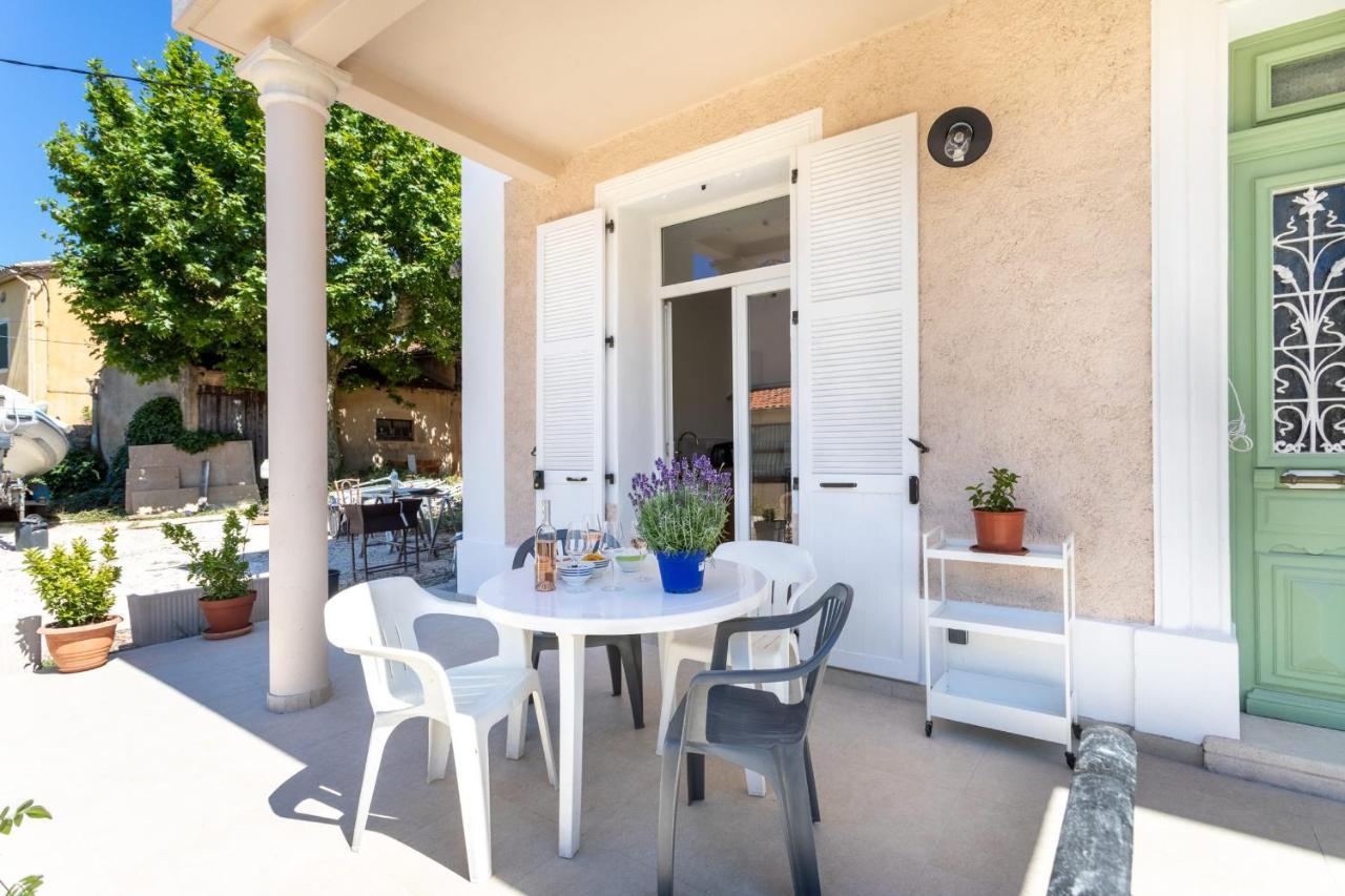 Luxurious 1 Bedroom, Ac, Terrace, Close Beaches - Dodo Et Tartine Carqueiranne Kültér fotó
